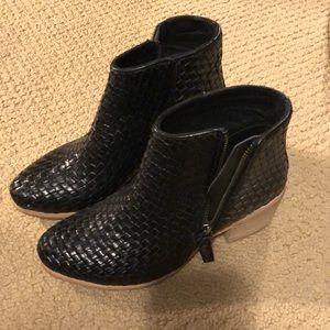 Kelsi Dagger Booties